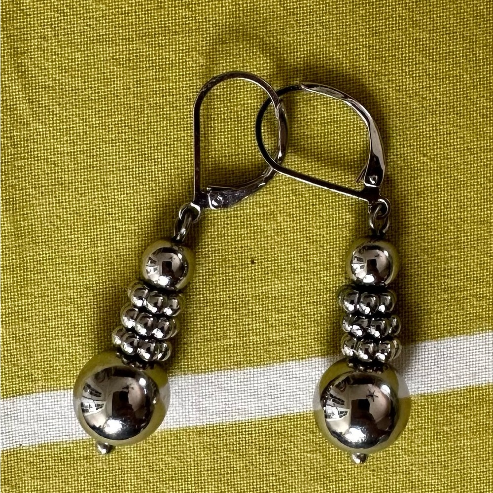 Simple Earrings! Excellent accessory! Dress up or down!